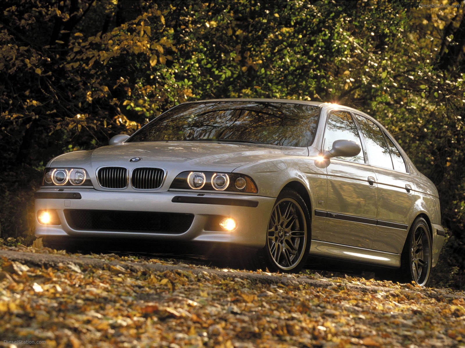 BMW M5 (1998)